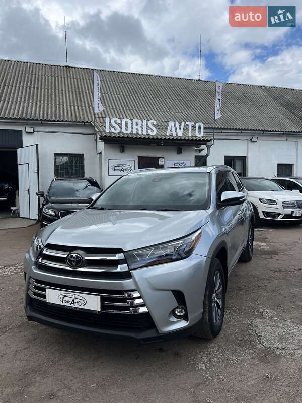 Toyota Highlander 2018