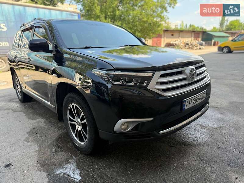 Toyota Highlander 2011