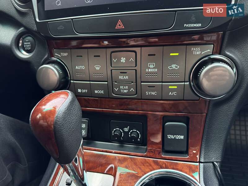 Внедорожник / Кроссовер Toyota Highlander 2011 в Виннице