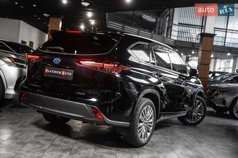 Внедорожник / Кроссовер Toyota Highlander 2024 в Одессе