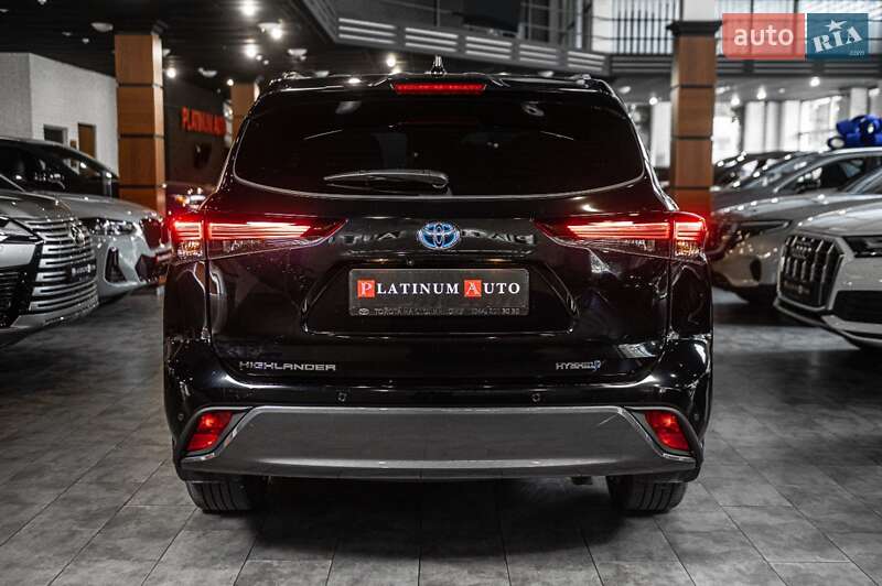 Внедорожник / Кроссовер Toyota Highlander 2024 в Одессе