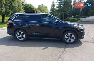 Внедорожник / Кроссовер Toyota Highlander 2014 в 