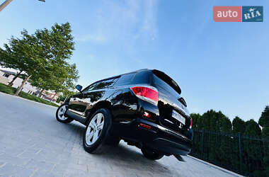 Позашляховик / Кросовер Toyota Highlander 2012 в 