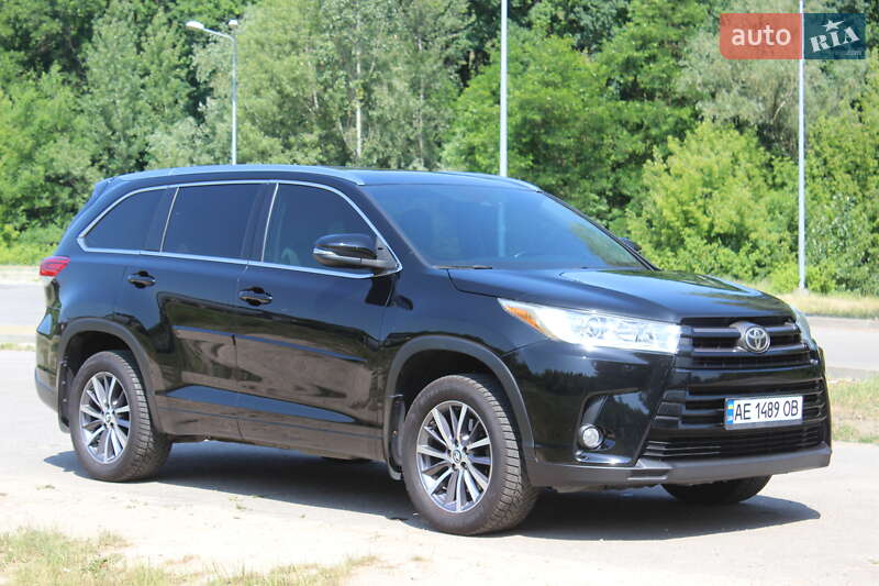 Toyota Highlander 2017