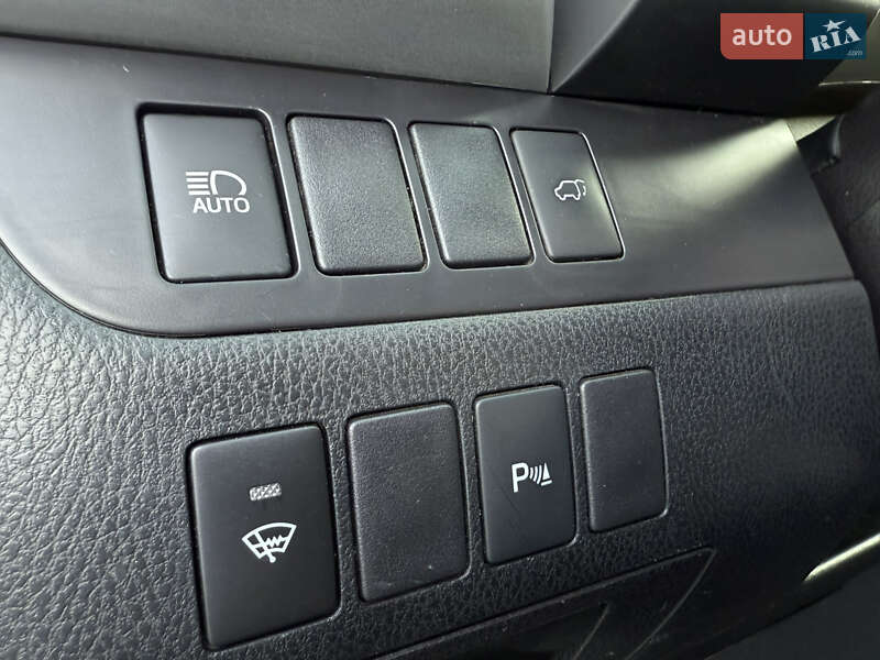 Внедорожник / Кроссовер Toyota Highlander 2018 в Киеве