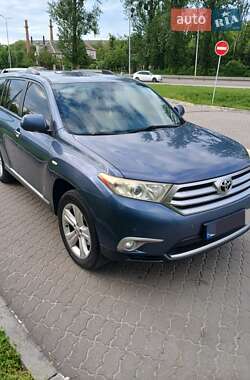 Внедорожник / Кроссовер Toyota Highlander 2011 в Виннице