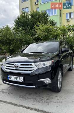 Внедорожник / Кроссовер Toyota Highlander 2011 в Одессе