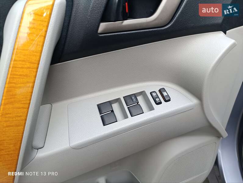 Внедорожник / Кроссовер Toyota Highlander 2008 в Тернополе