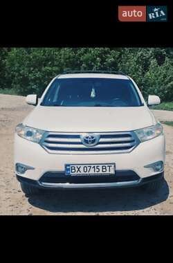 Позашляховик / Кросовер Toyota Highlander 2013 в Хмельницькому