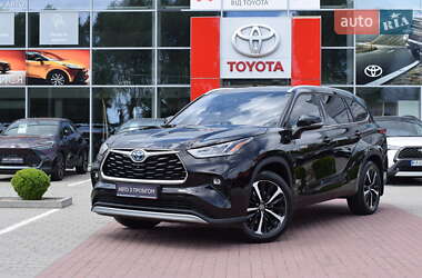 Позашляховик / Кросовер Toyota Highlander 2021 в Житомирі