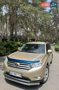 Позашляховик / Кросовер Toyota Highlander 2011 в Новомосковську