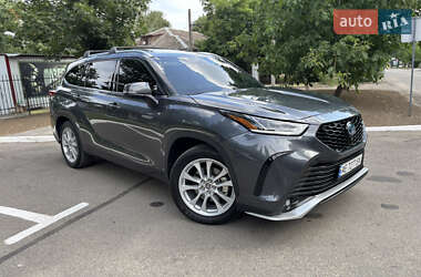 Внедорожник / Кроссовер Toyota Highlander 2020 в Днепре