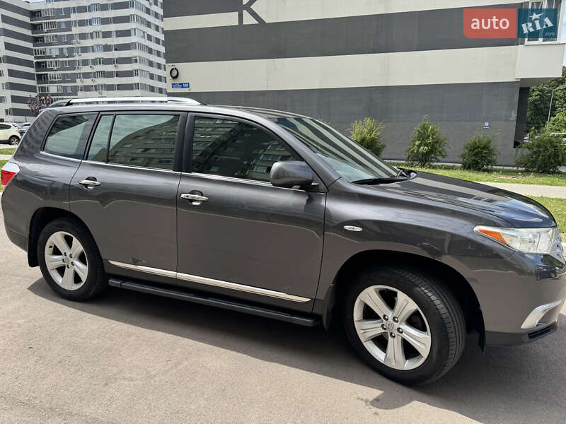 Позашляховик / Кросовер Toyota Highlander 2011 в Харкові