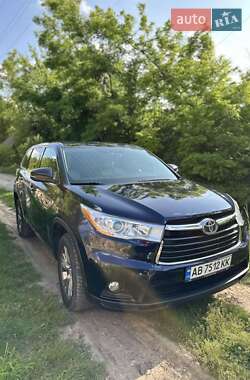 Внедорожник / Кроссовер Toyota Highlander 2015 в Крыжополе