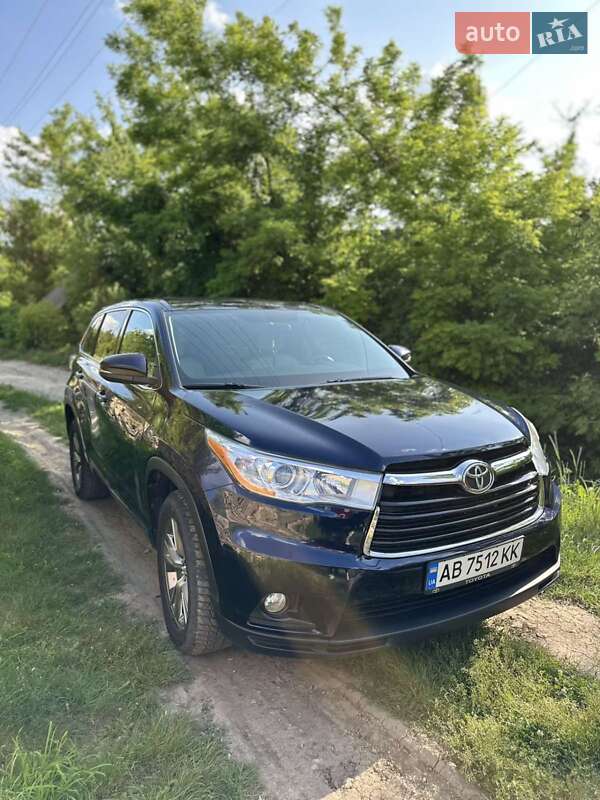 Toyota Highlander 2015