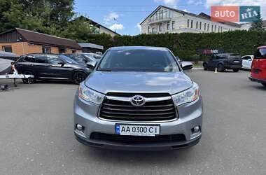 Внедорожник / Кроссовер Toyota Highlander 2014 в Киеве