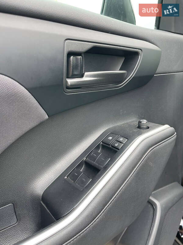 Внедорожник / Кроссовер Toyota Highlander 2023 в Львове