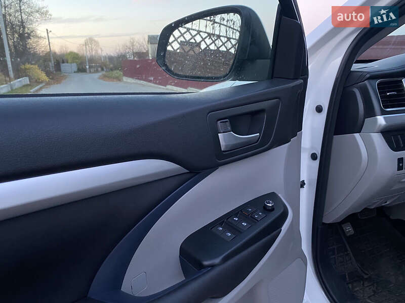 Позашляховик / Кросовер Toyota Highlander 2016 в Хмельницькому