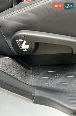 Внедорожник / Кроссовер Toyota Highlander 2013 в 