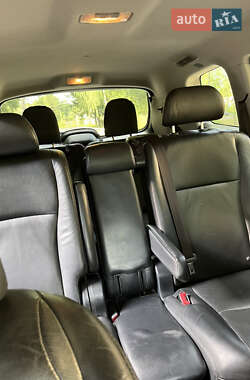 Внедорожник / Кроссовер Toyota Highlander 2013 в 