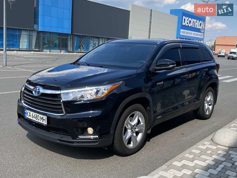 Toyota Highlander 2016