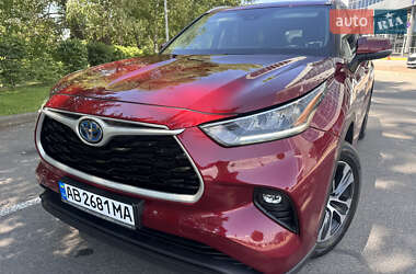 Позашляховик / Кросовер Toyota Highlander 2022 в Києві