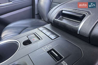 Внедорожник / Кроссовер Toyota Highlander 2022 в 