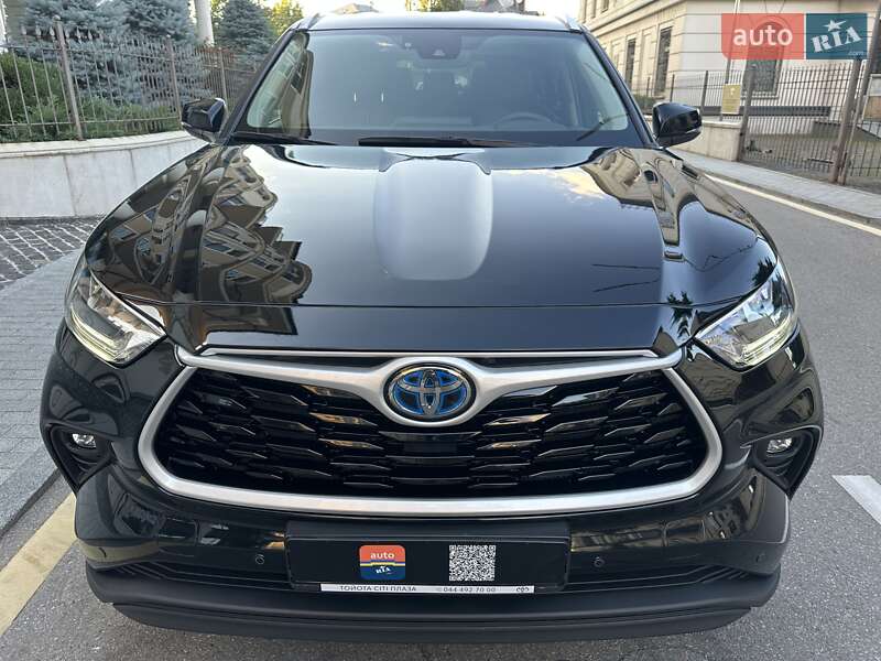 Внедорожник / Кроссовер Toyota Highlander 2022 в Киеве