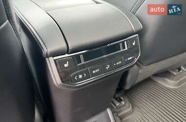 Внедорожник / Кроссовер Toyota Highlander 2025 в 