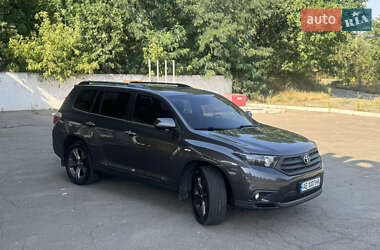 Позашляховик / Кросовер Toyota Highlander 2011 в Дніпрі