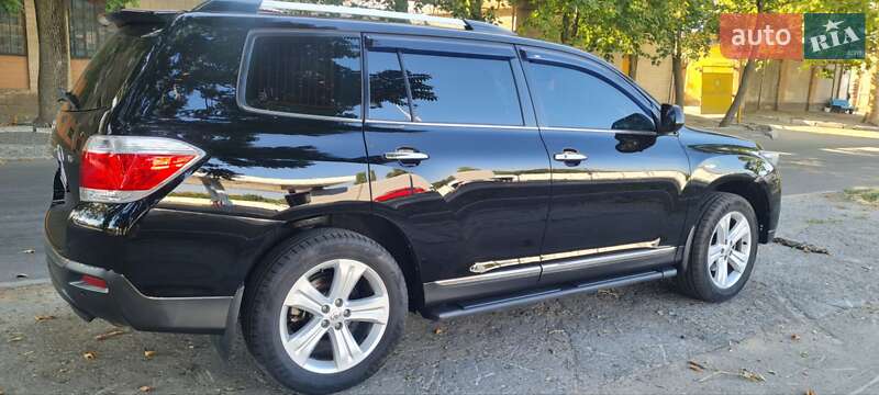 Внедорожник / Кроссовер Toyota Highlander 2012 в Одессе