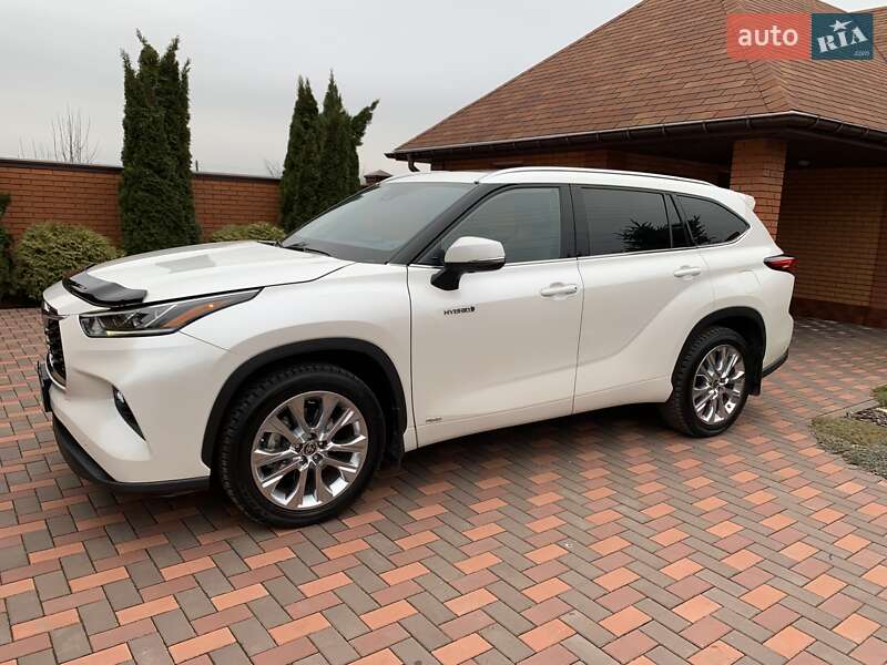 Позашляховик / Кросовер Toyota Highlander 2020 в Кривому Розі