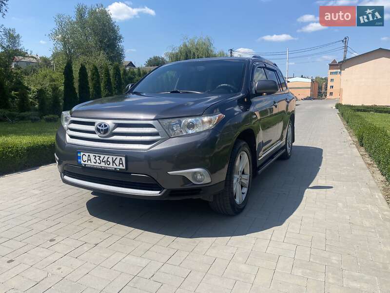 Позашляховик / Кросовер Toyota Highlander 2012 в Умані фото Позашляховик / Кросовер Toyota Highlander 2012 в Умані