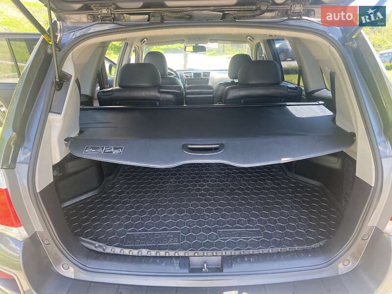 Позашляховик / Кросовер Toyota Highlander 2012 в Умані фото 17 Позашляховик / Кросовер Toyota Highlander 2012 в Умані