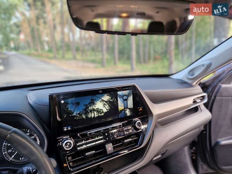 Позашляховик / Кросовер Toyota Highlander 2020 в Києві