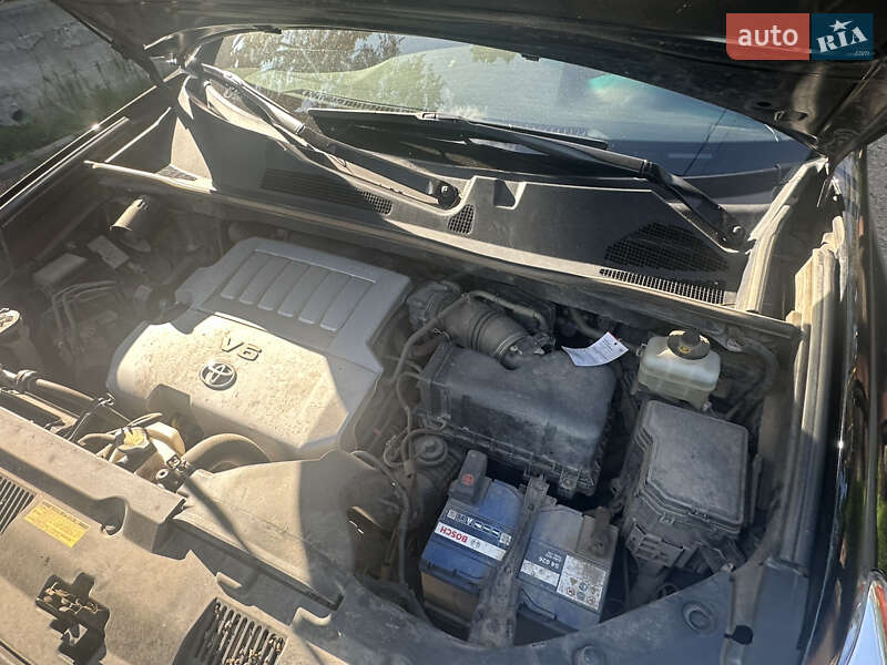 Внедорожник / Кроссовер Toyota Highlander 2010 в Киеве