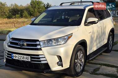 Позашляховик / Кросовер Toyota Highlander 2019 в Одесі