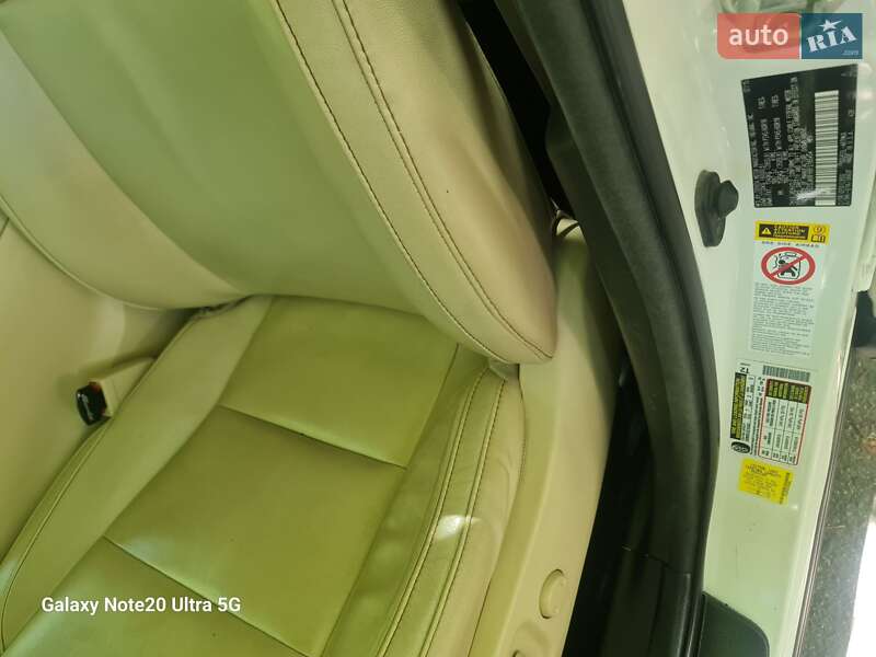 Внедорожник / Кроссовер Toyota Highlander 2015 в Измаиле фото 21 Внедорожник / Кроссовер Toyota Highlander 2015 в Измаиле