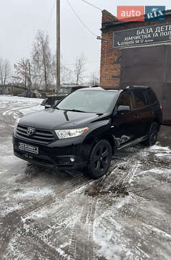 Внедорожник / Кроссовер Toyota Highlander 2011 в Конотопе