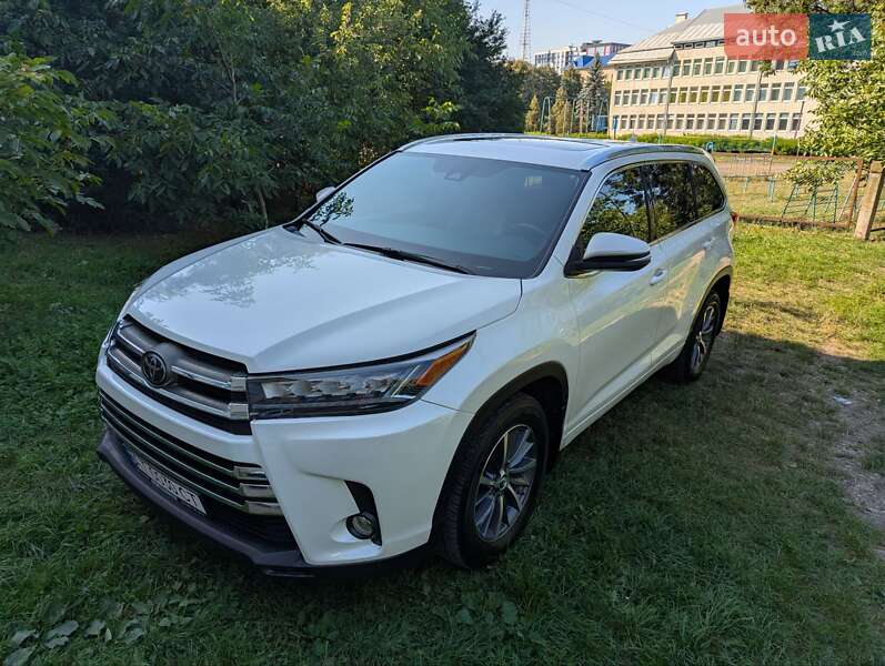 Позашляховик / Кросовер Toyota Highlander 2018 в Івано-Франківську фото 5 Позашляховик / Кросовер Toyota Highlander 2018 в Івано-Франківську