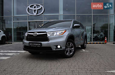 Позашляховик / Кросовер Toyota Highlander 2014 в Рівному