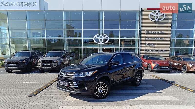 Toyota Highlander 2019