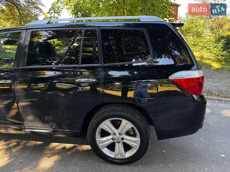 Внедорожник / Кроссовер Toyota Highlander 2008 в Киеве