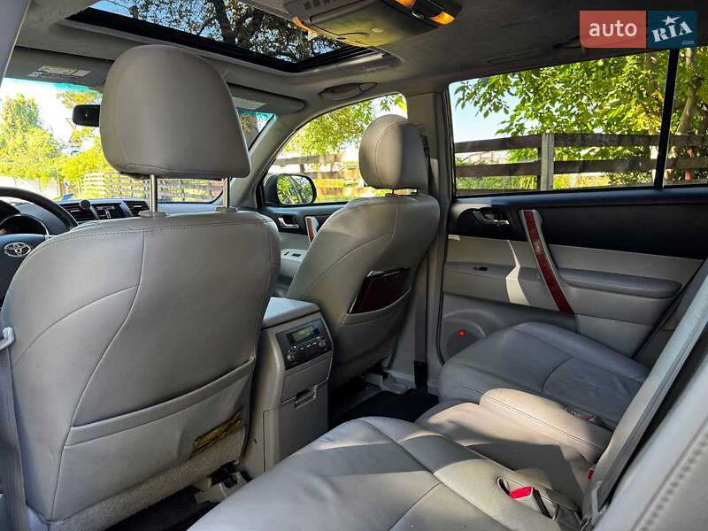 Внедорожник / Кроссовер Toyota Highlander 2008 в Киеве
