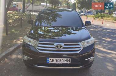 Позашляховик / Кросовер Toyota Highlander 2012 в Рівному
