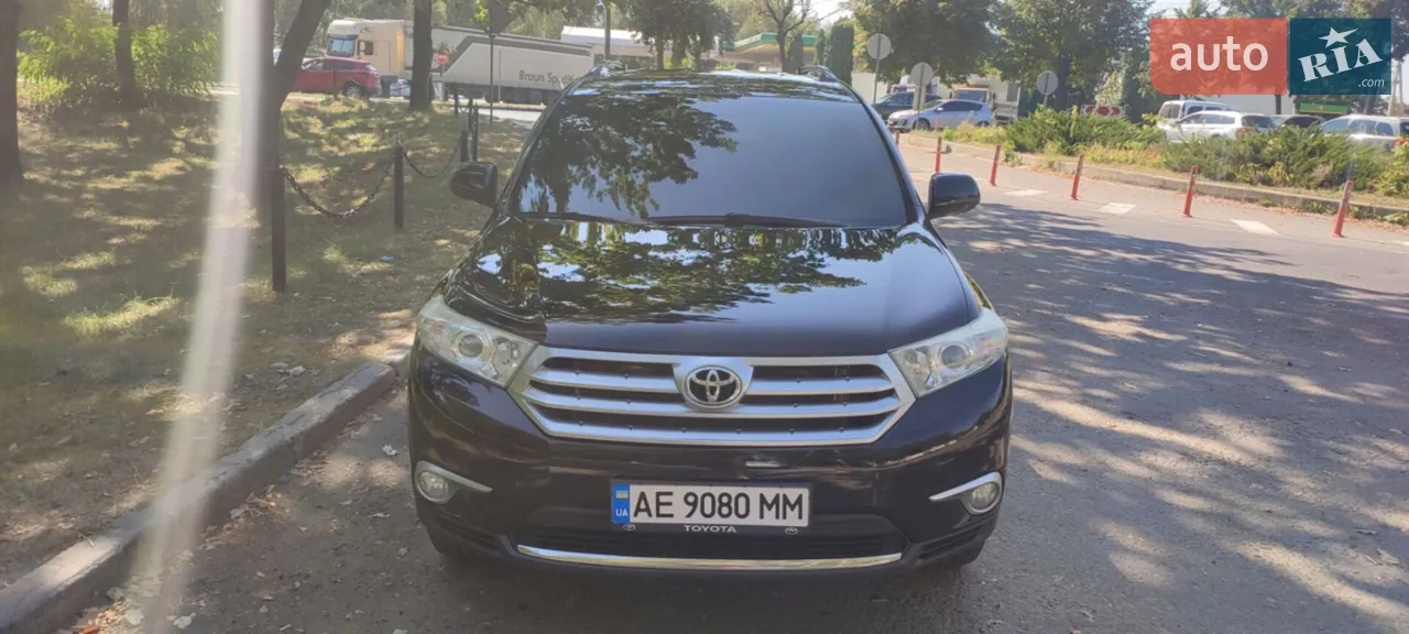 2011 Toyota Highlander - мініатюра 21
