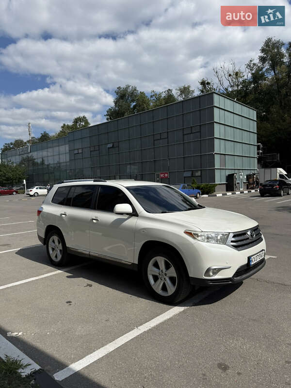 Позашляховик / Кросовер Toyota Highlander 2012 в Харкові