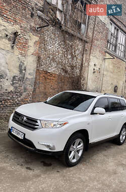 Внедорожник / Кроссовер Toyota Highlander 2012 в Львове