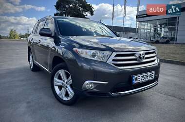 Внедорожник / Кроссовер Toyota Highlander 2011 в Днепре