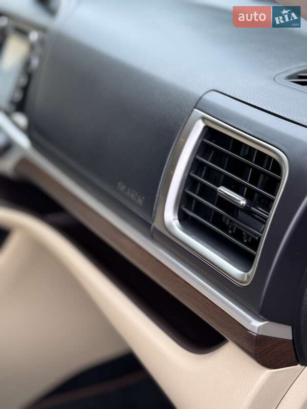 Внедорожник / Кроссовер Toyota Highlander 2015 в Львове фото 8 Внедорожник / Кроссовер Toyota Highlander 2015 в Львове